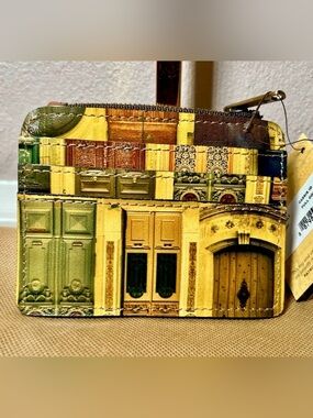 NWT Patricia Nash Cassis Leather Doorways to Italy ID Wallet